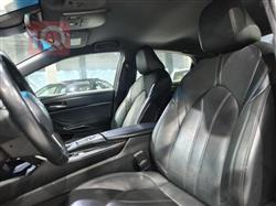 تويوتا أفالون